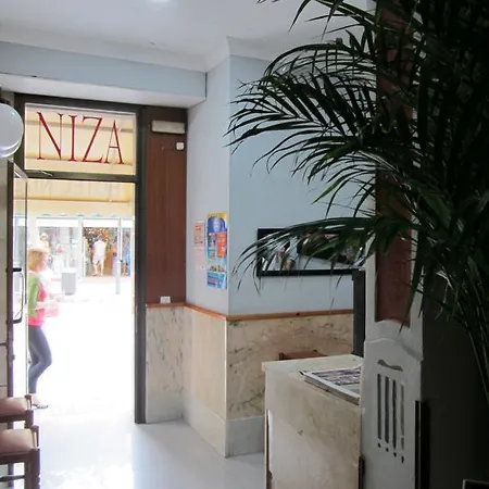 Hotel Niza *